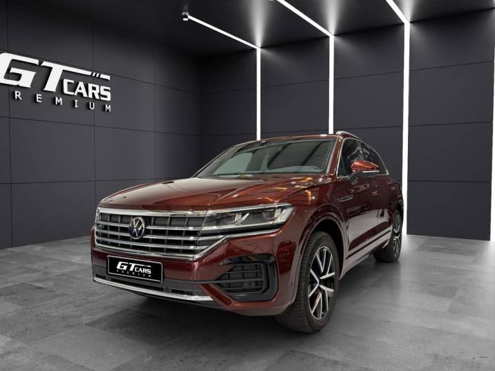 Volkswagen Touareg R-Line TDI 2021 vino