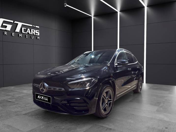 Mercedes-Benz GLA 250e AMG 2025 negro