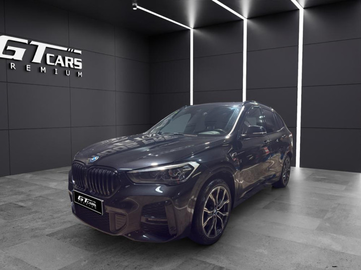 BMW X1 xDrive25e 2021 negro