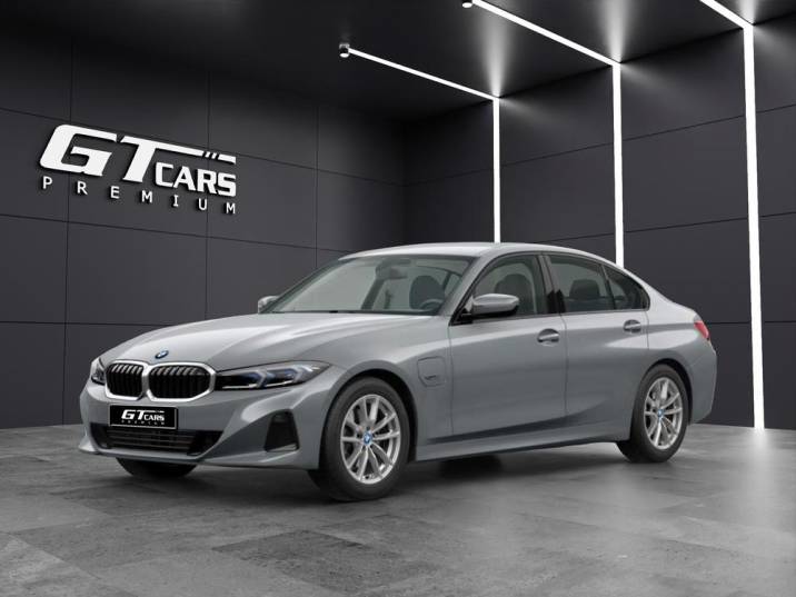 BMW Serie 3 320e 2024 gris