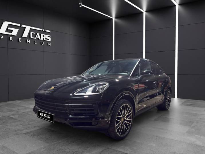 Porsche Cayenne Coupé E-Hybrid 2022 negro
