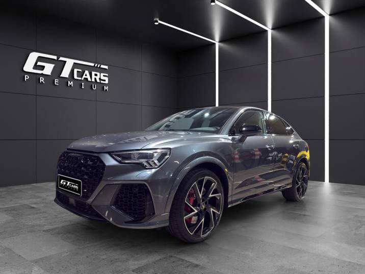 Audi RS Q3 Sportback 2022 gris