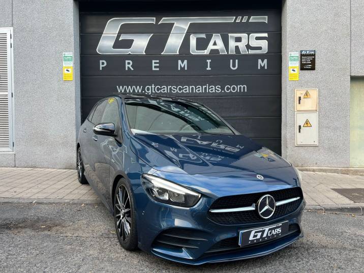 Mercedes-Benz Clase B 180 AMG LINE 2021 azul