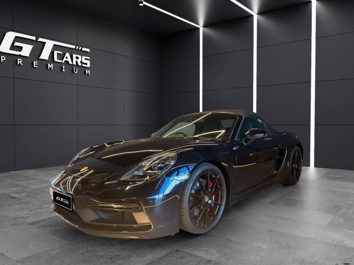Porsche 718 Boxster GTS 2024 negro