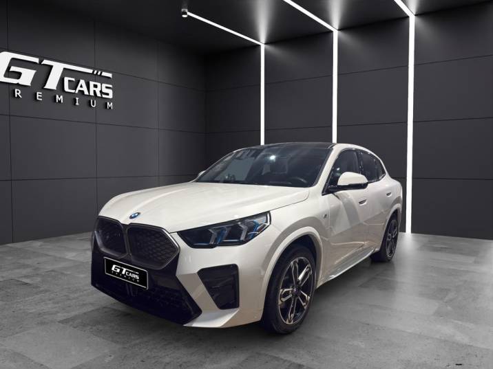BMW iX2 xDrive30 2024 blanco