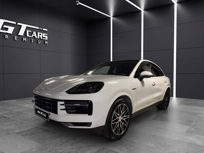 Porsche Cayenne Coupé E-Hybrid 2024 blanco