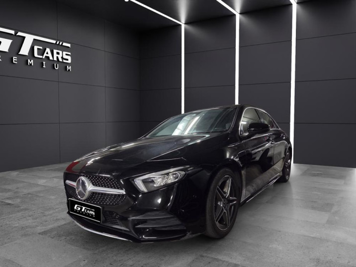Mercedes-Benz Clase A 200 AMG 2022 negro