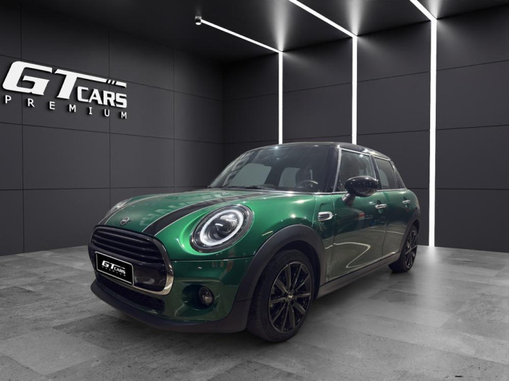 Mini Cooper . 2020 verde
