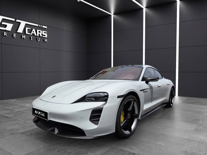 Porsche Taycan Turbo S 2022 blanco
