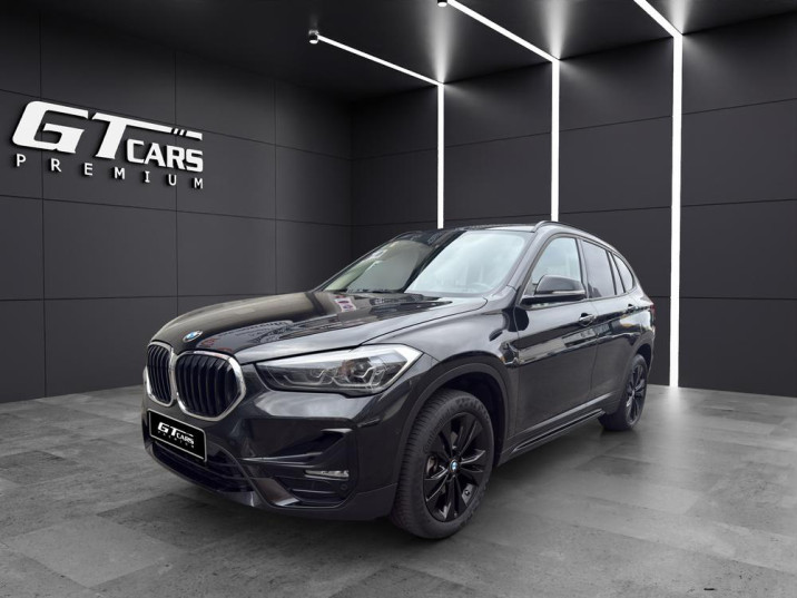 BMW X1 sDrive 18d 2021 negro