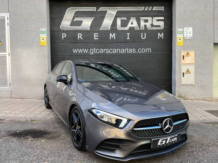 Mercedes-Benz Clase A 200 AMG 2020 gris montaña