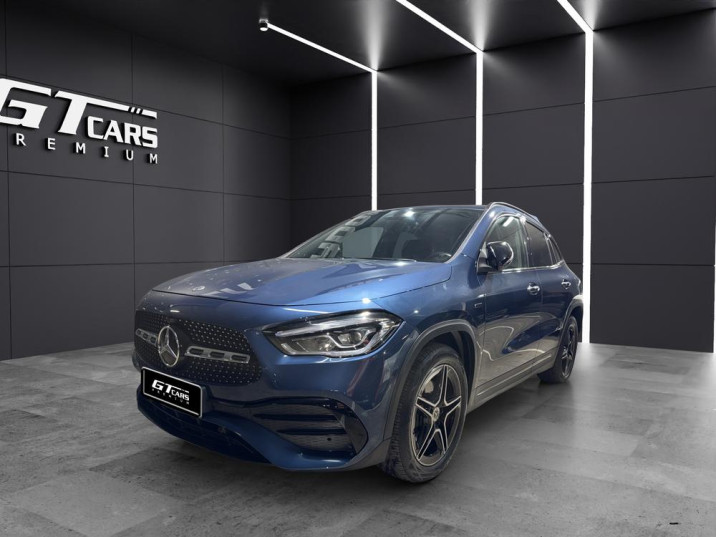 Mercedes-Benz GLA 250e AMG 2021 azul
