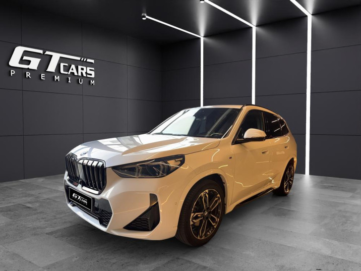 BMW X1 sDrive 18i Paquete M 2022 blanco