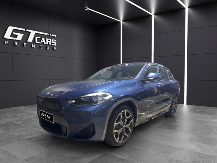 BMW X2 xDrive 25e 2021 azul