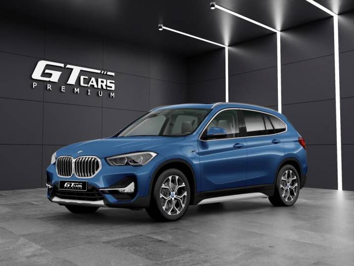 BMW X1 xDrive25e 2021 azul