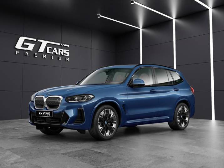 BMW IX3 M Sport 2021 azul