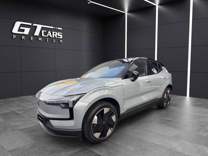 Volvo EX30 . 2024 gris