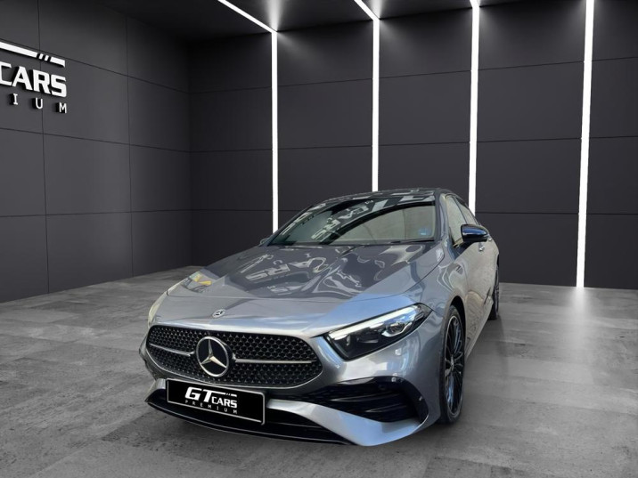Mercedes-Benz Clase A 250e AMG 2025 gris montaña