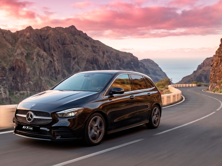 Mercedes-Benz Clase B 250e AMG 2021 blanco