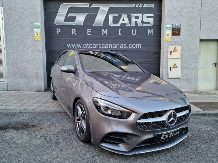 Mercedes-Benz Clase B 180 AMG LINE 2022 gris montaña
