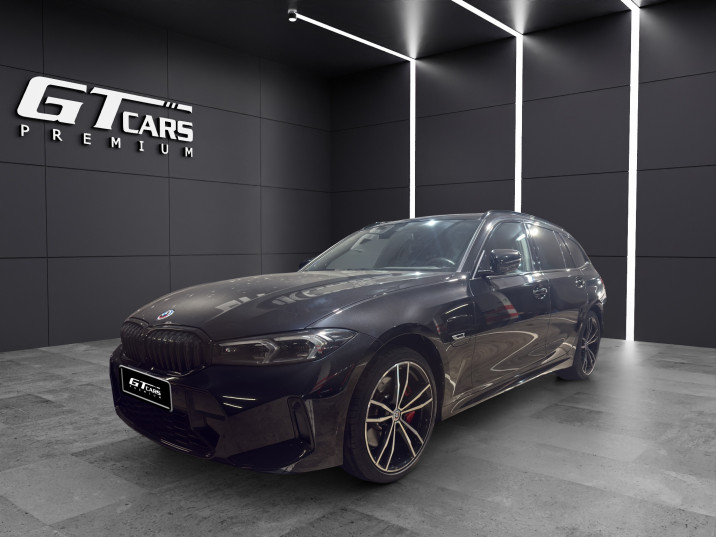 BMW Serie 3 330e xDrive Touring 2023 negro