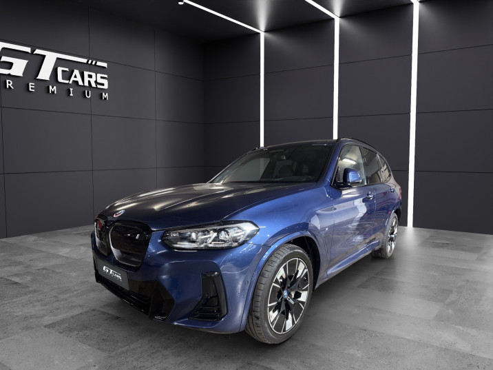 BMW IX3 M Sport 2021 azul