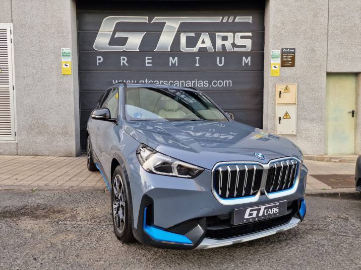 BMW IX1 XDRIVE 30 2023 gris