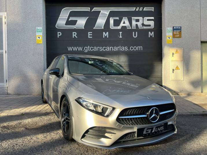 Mercedes-Benz Clase A A180D 2020 gris