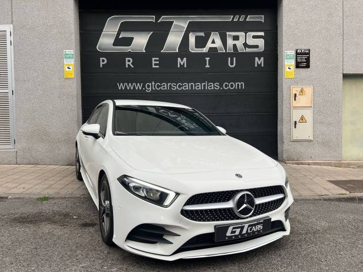 Mercedes-Benz Clase A AMG LINE 2019 blanco