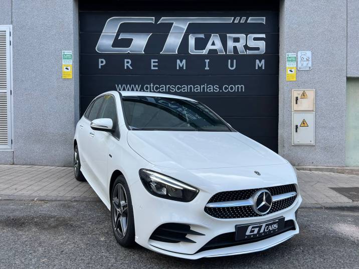 Mercedes-Benz Clase B 250e AMG 2021 blanco