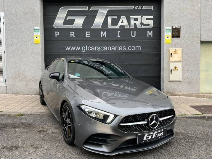 Mercedes-Benz Clase A 200 SEDAN AMG 2020 gris montaña