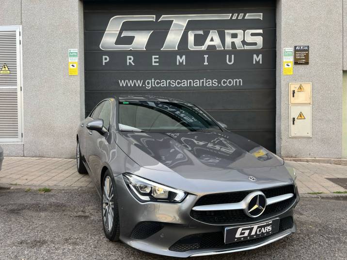 Mercedes-Benz CLA 200 Progresive 2019 gris montaña