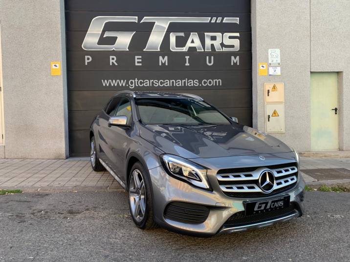 Mercedes-Benz GLA 200 AMG 2019 gris montaña