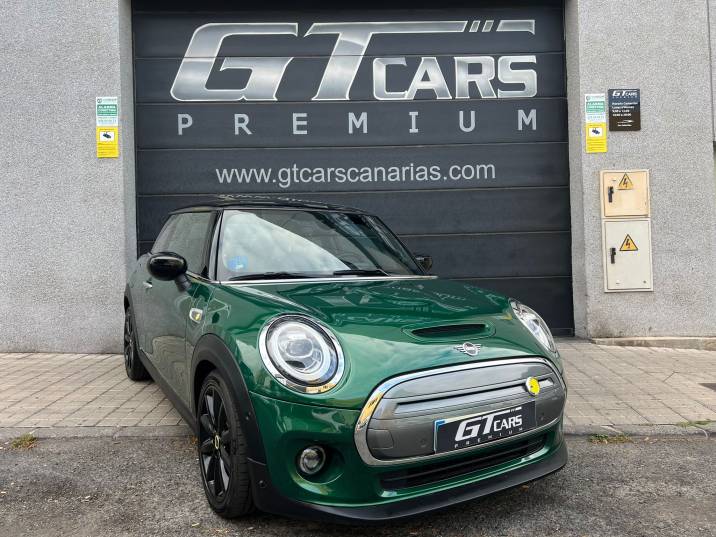Mini Cooper SE 2020 verde