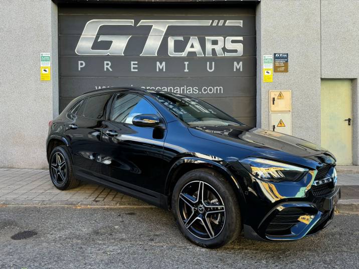 Mercedes-Benz GLA 250e AMG 2024 negro