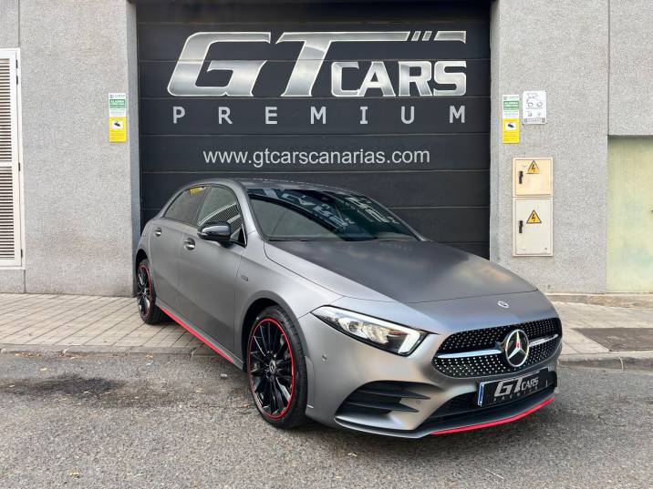 Mercedes-Benz Clase A 250e AMG 2021 gris mate