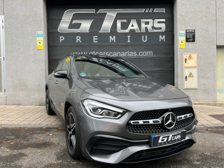 Mercedes-Benz GLA 200 AMG 2020 gris montaña