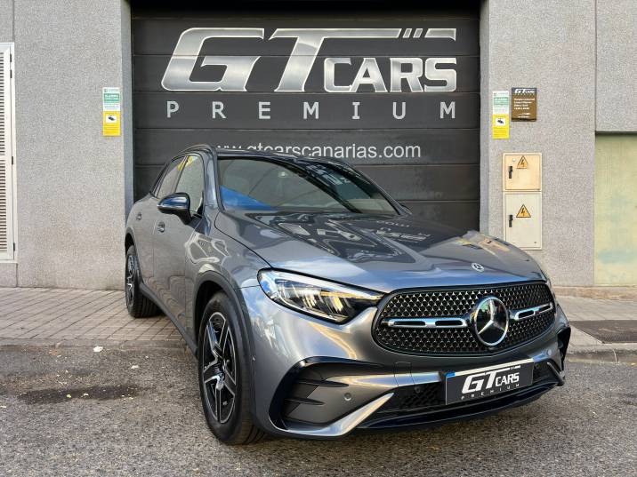 Mercedes-Benz GLC SUV 220D AMG 2024 gris montaña