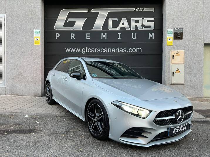 Mercedes-Benz Clase A 180D  AMG 2022 gris plata