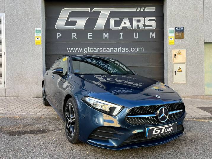 Mercedes-Benz Clase A 250e AMG 2022 azul