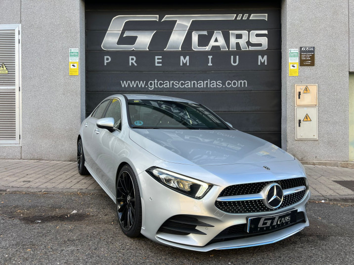 Mercedes-Benz Clase A SEDAN 180 D AMG 2020 gris plata