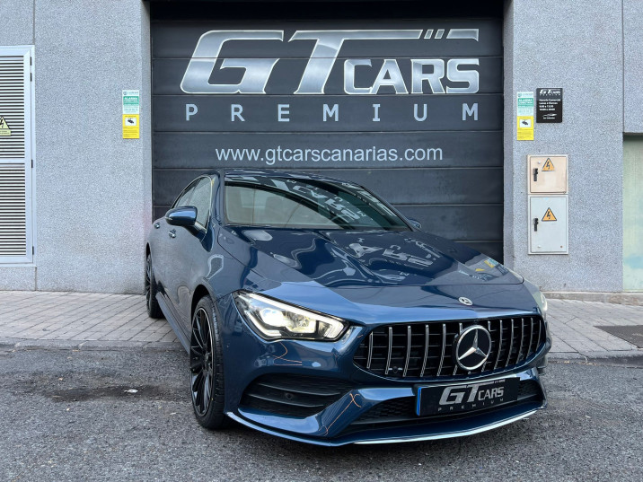 Mercedes-Benz CLA 250e AMG 2023 azul